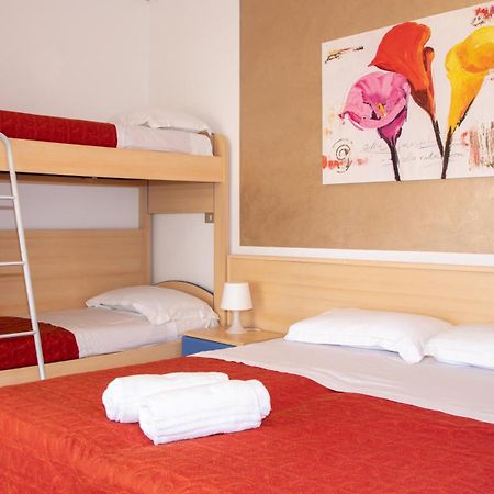 Hotel Nazionale Lido di Jesolo Bagian luar foto